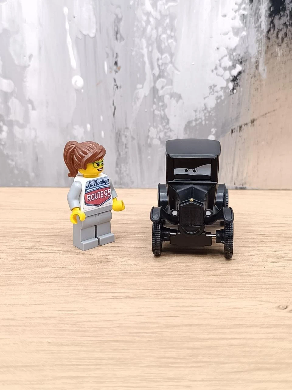 Carro Cars Lizzie - Brinquedo novo (CHS07) – photo 4